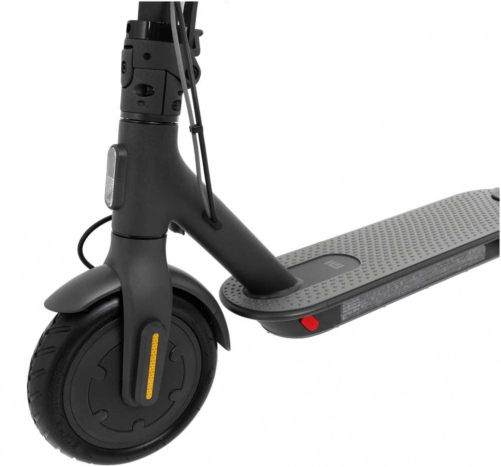 Электросамокат Xiaomi Mi Electric Scooter Essential