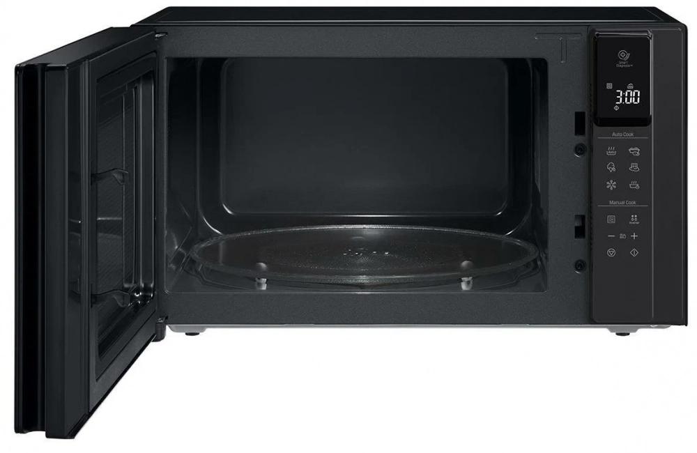 Mikroto'lqinli pech LG MS2595DIS